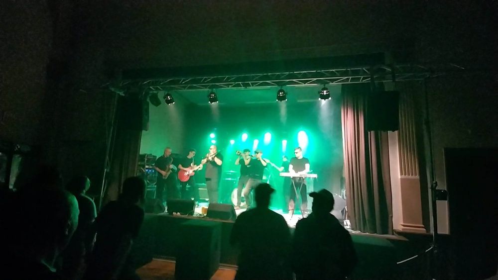 kapela V3ska