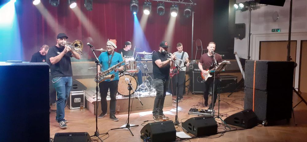 vzpomínkový koncert Skaff